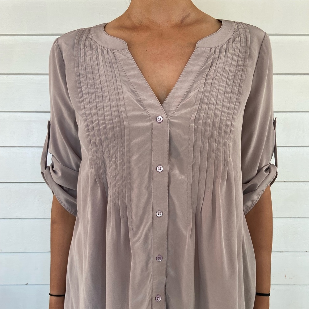 BCBG Max Azria Taupe Silk Buttondown Blouse sz M